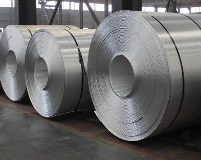 Aluminiumfolie för tillverkning av engångsmatbehållare